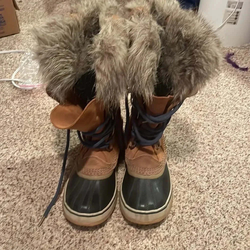 SOREL woman’s snowboots